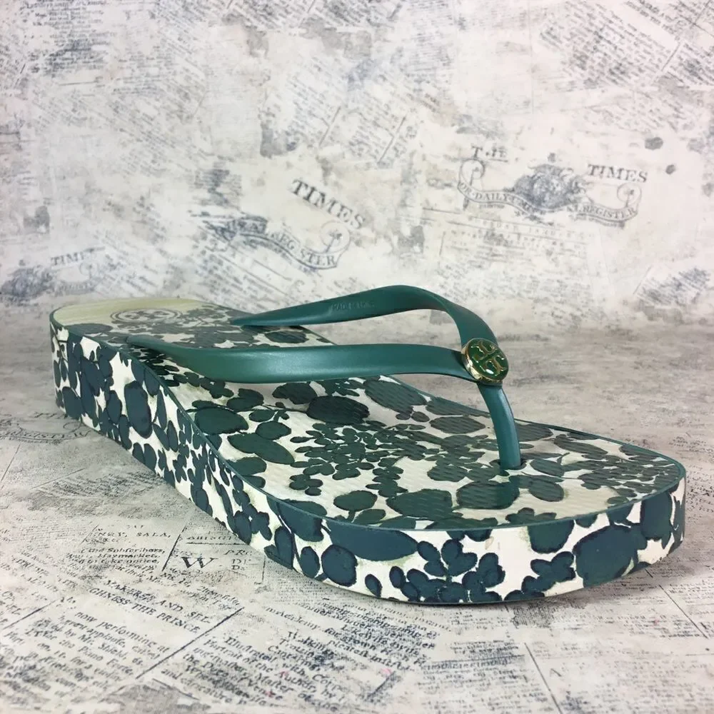 Tory Burch Green  Leaf-print Rubber Flip-flops Sandals